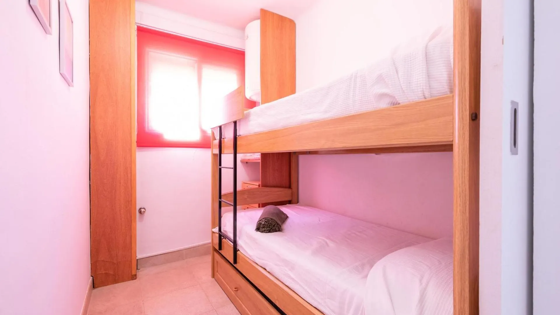 Apartamento Familiar Con Piscina, Terraza Y Wifi, A 450M De La Playa De Riells, Torroella De Montgri - Es-325-20