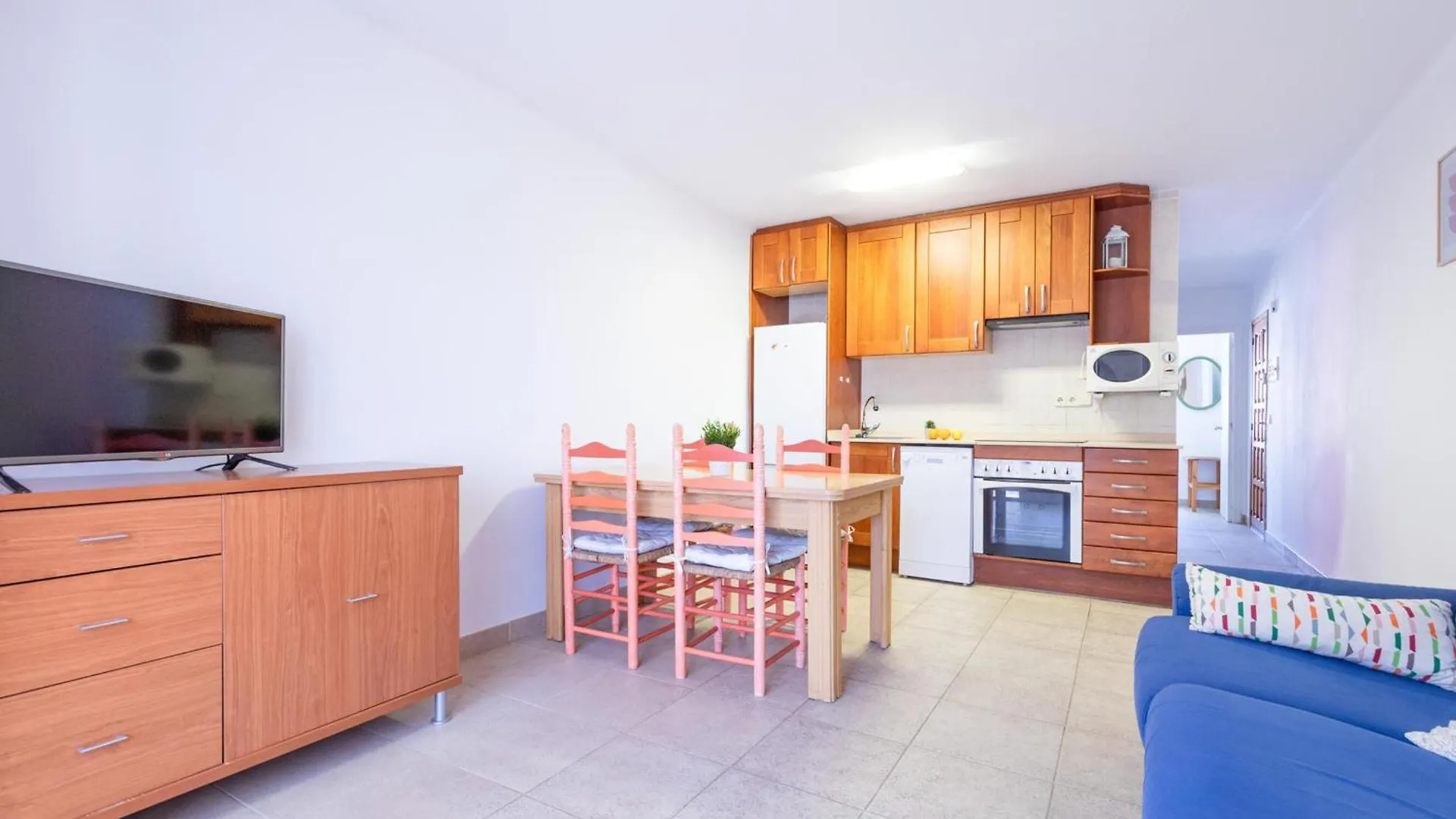 Apartamento Familiar Con Piscina, Terraza Y Wifi, A 450M De La Playa De Riells, Torroella De Montgri - Es-325-20 Appartement